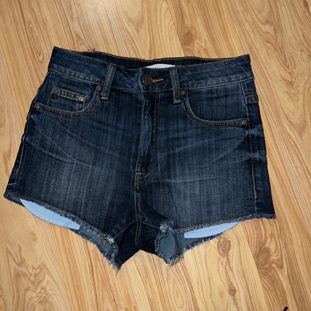 Aritzia Talula denim shorts